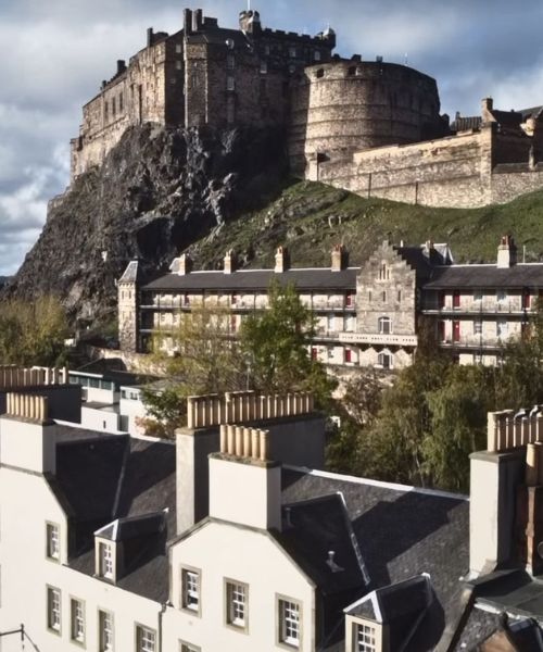 Where to eat in edinburgh palace