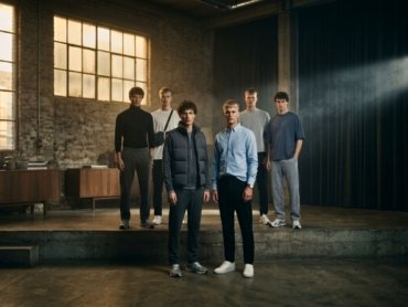 MAIN uncuffed jjoggers black, relaxed fit joggers men, mens no cuff joggers, open hem joggers men, uncuffed joggers nike1 (1920 x 1280 px) (1)